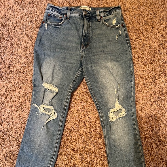 Abercrombie jeans 8S - Picture 2 of 3